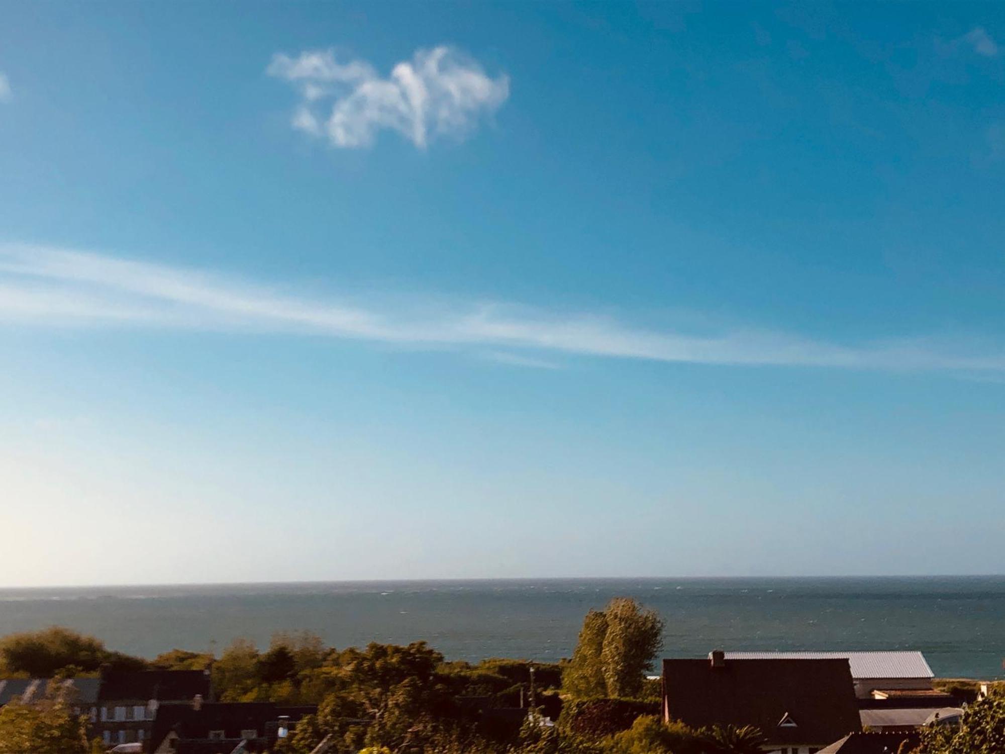 Sur Le Chemin De La Plage Cherbourg-en-Cotentin Exterior photo